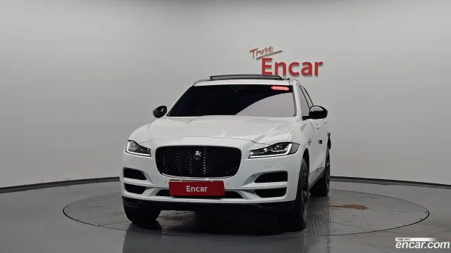 Jaguar F-Pace
