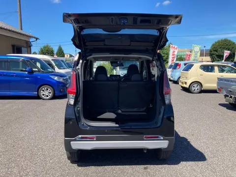 Mitsubishi eK X