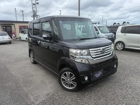Honda N-BOX Custom