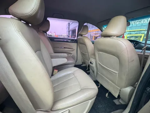 Baojun 730