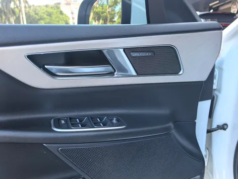 Jaguar XEL