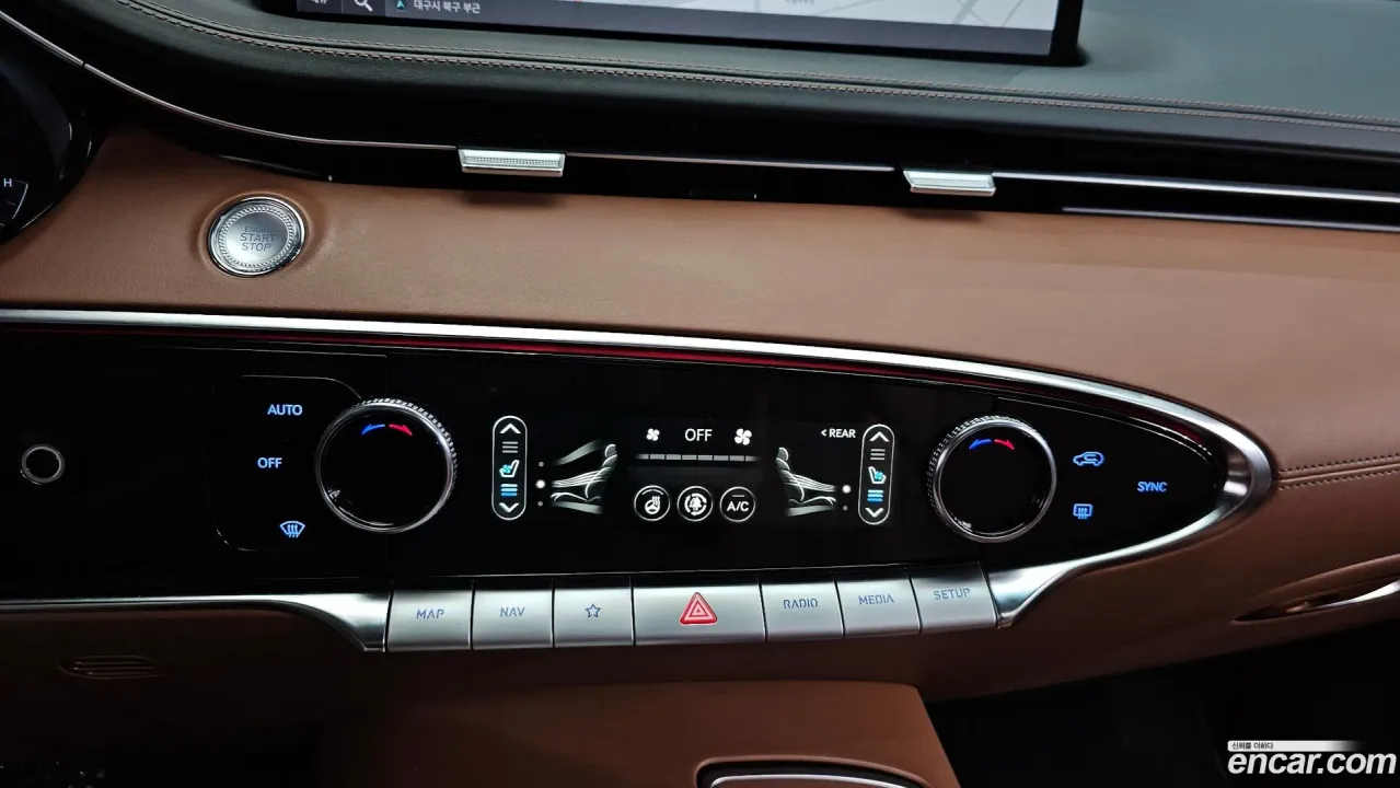 Genesis GV70