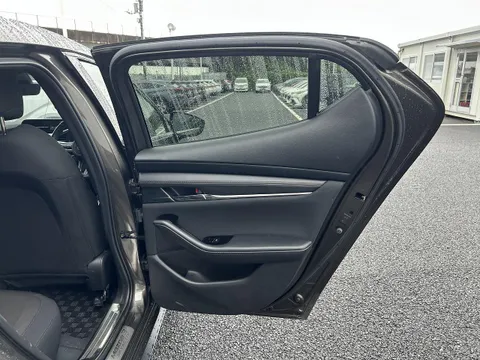 Mazda MAZDA3 Fastback