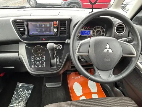 Mitsubishi eK Space Custom