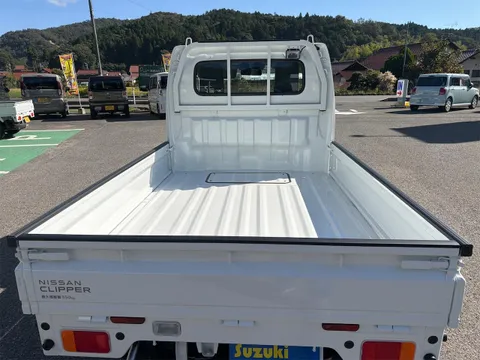 Nissan Clipper Truck