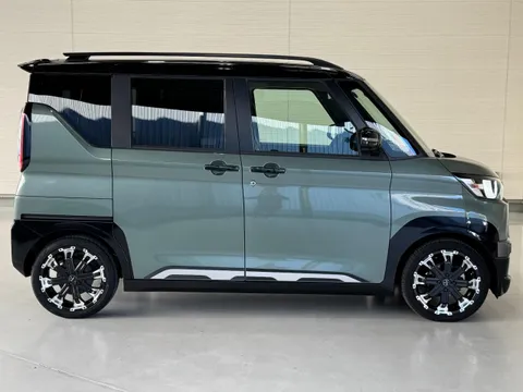 Mitsubishi Delica Mini