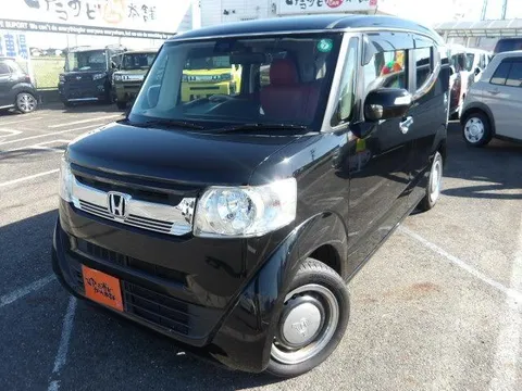 Honda N-BOX Slash