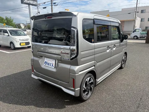 Suzuki Spacia Custom