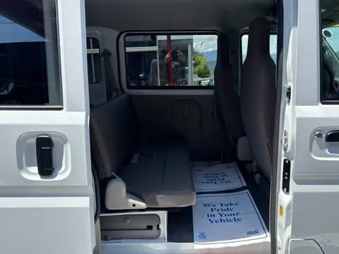 Mitsubishi Minicab Van