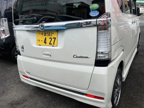 Honda N-BOX Custom