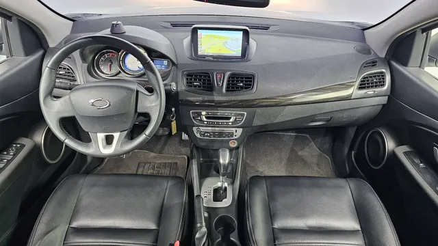 Renault SM3