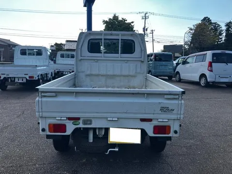Mazda Scrum Truck