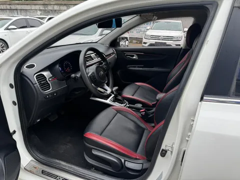Kia KX