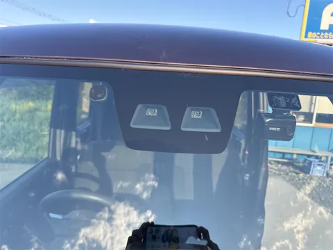 Toyota Pixis Mega