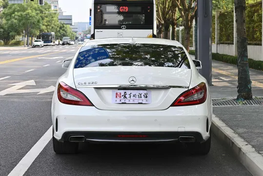 Mercedes-Benz Mercedes-Benz CLS