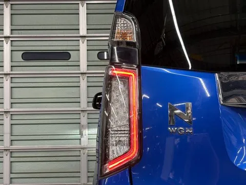 Honda N-WGN Custom