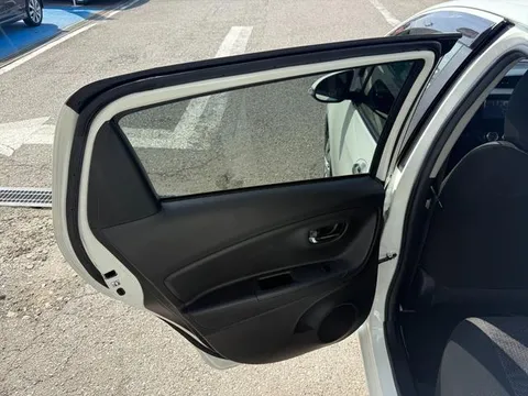 Toyota Yaris (Vitz)