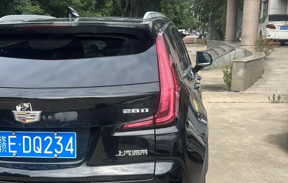 Cadillac XT4