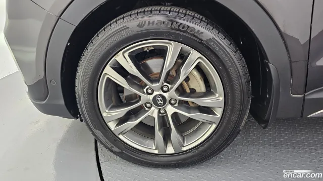 Hyundai Grand Santa Fe (Maxcruz)