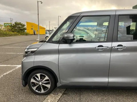 Mitsubishi eK X Space