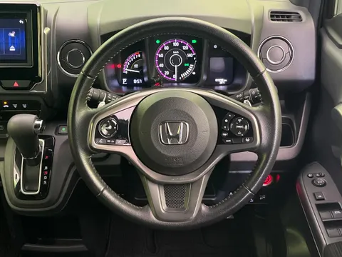 Honda N-WGN Custom