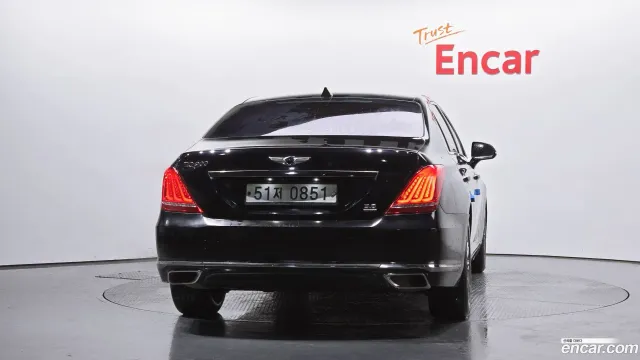 Genesis G90 (EQ900)