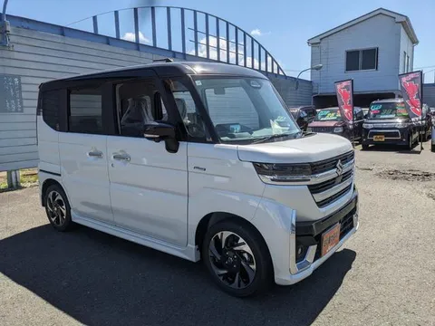 Suzuki Spacia Custom