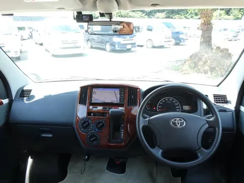 Toyota TownAce Van