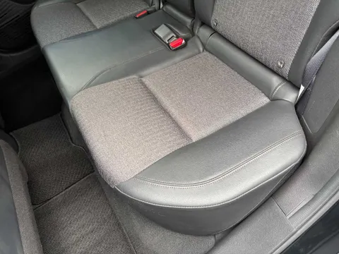 Nissan Note Aura