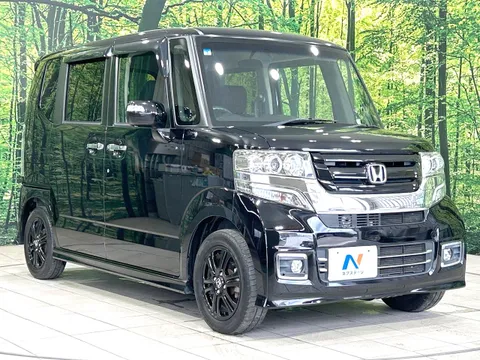 Honda N-BOX Custom