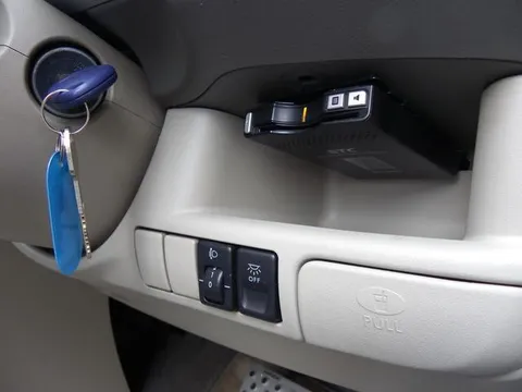 Subaru R2