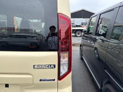 Suzuki Spacia