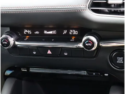 Mazda MAZDA3 Fastback