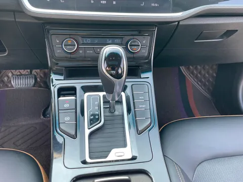 Geely Emgrand GL