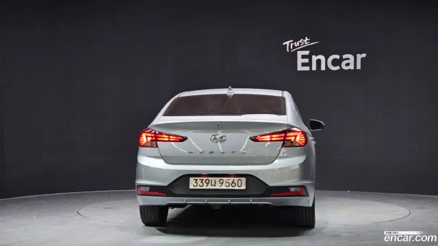 Hyundai Elantra (Avante)