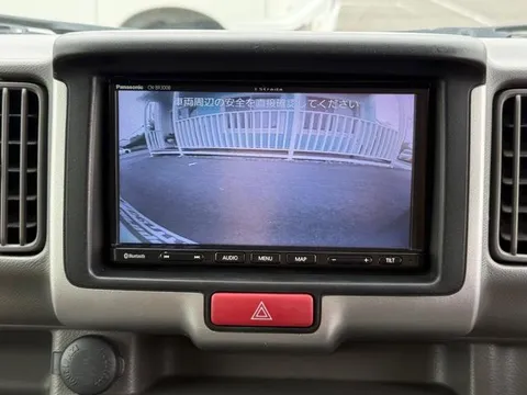 Mitsubishi Minicab Van