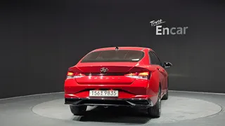 Hyundai Elantra (Avante)