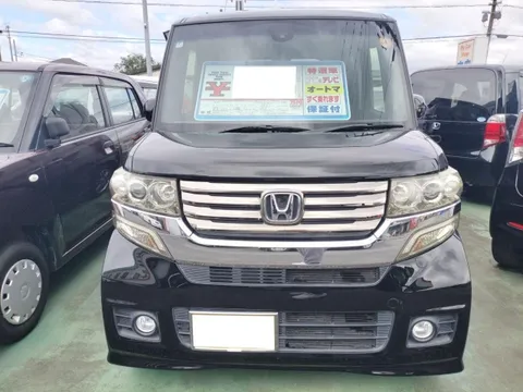Honda N-BOX Custom
