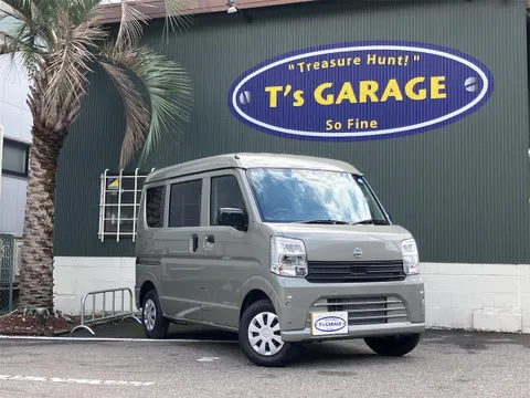 Nissan Clipper Van