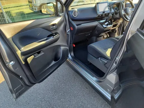 Mitsubishi eK X