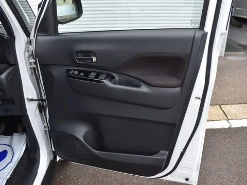 Mitsubishi eK X Space