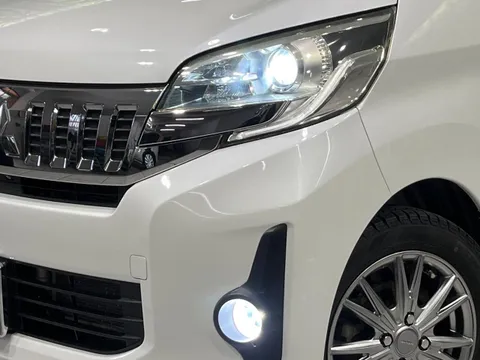Mitsubishi eK Space Custom