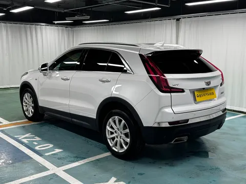 Cadillac XT4