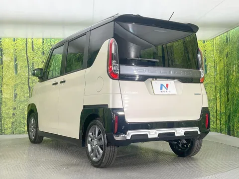 Mitsubishi Delica Mini