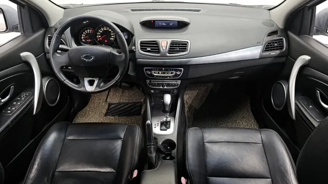 Renault SM3