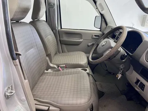 Nissan Clipper