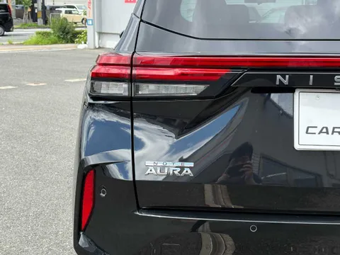 Nissan Note Aura