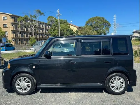 Toyota bB