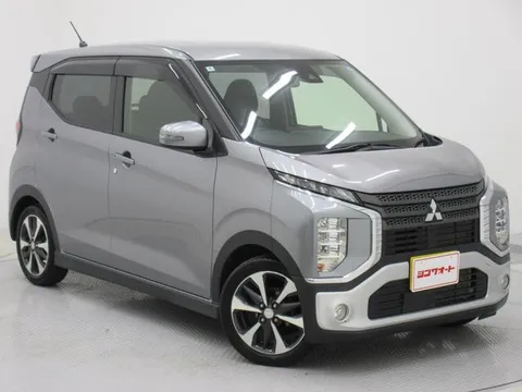 Mitsubishi eK X