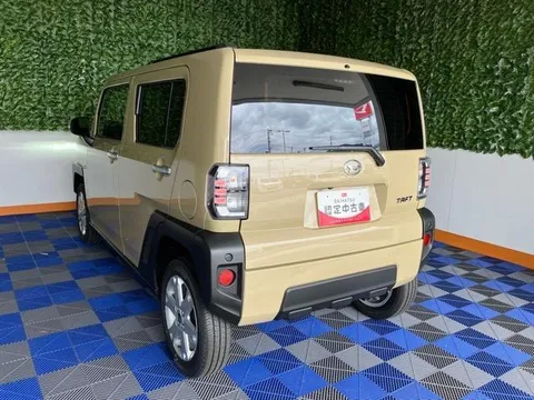 Daihatsu Taft